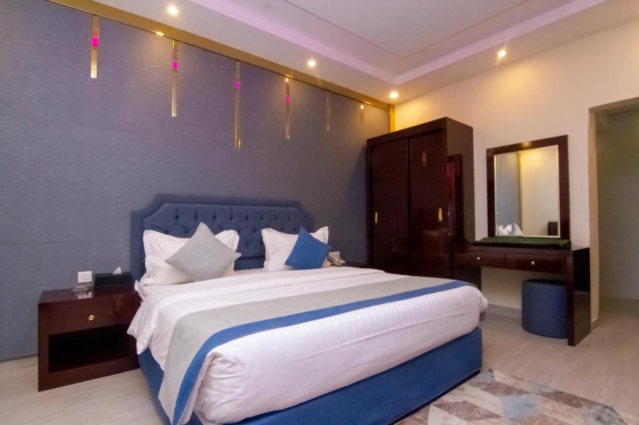 ال متعب سويتس الفلاح 1 Aparthotel Riyadh Exterior photo