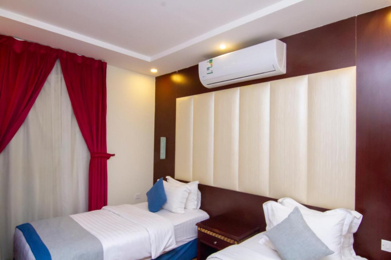 ال متعب سويتس الفلاح 1 Aparthotel Riyadh Exterior photo