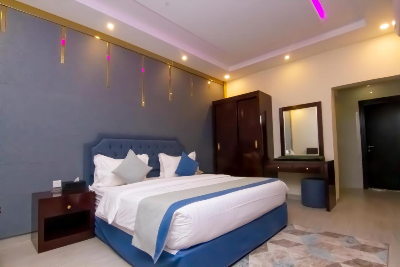 ال متعب سويتس الفلاح 1 Aparthotel Riyadh Exterior photo